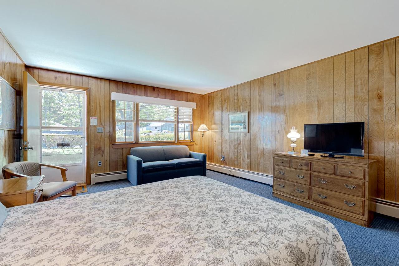 King Birch Lake Homes Alton Exterior photo